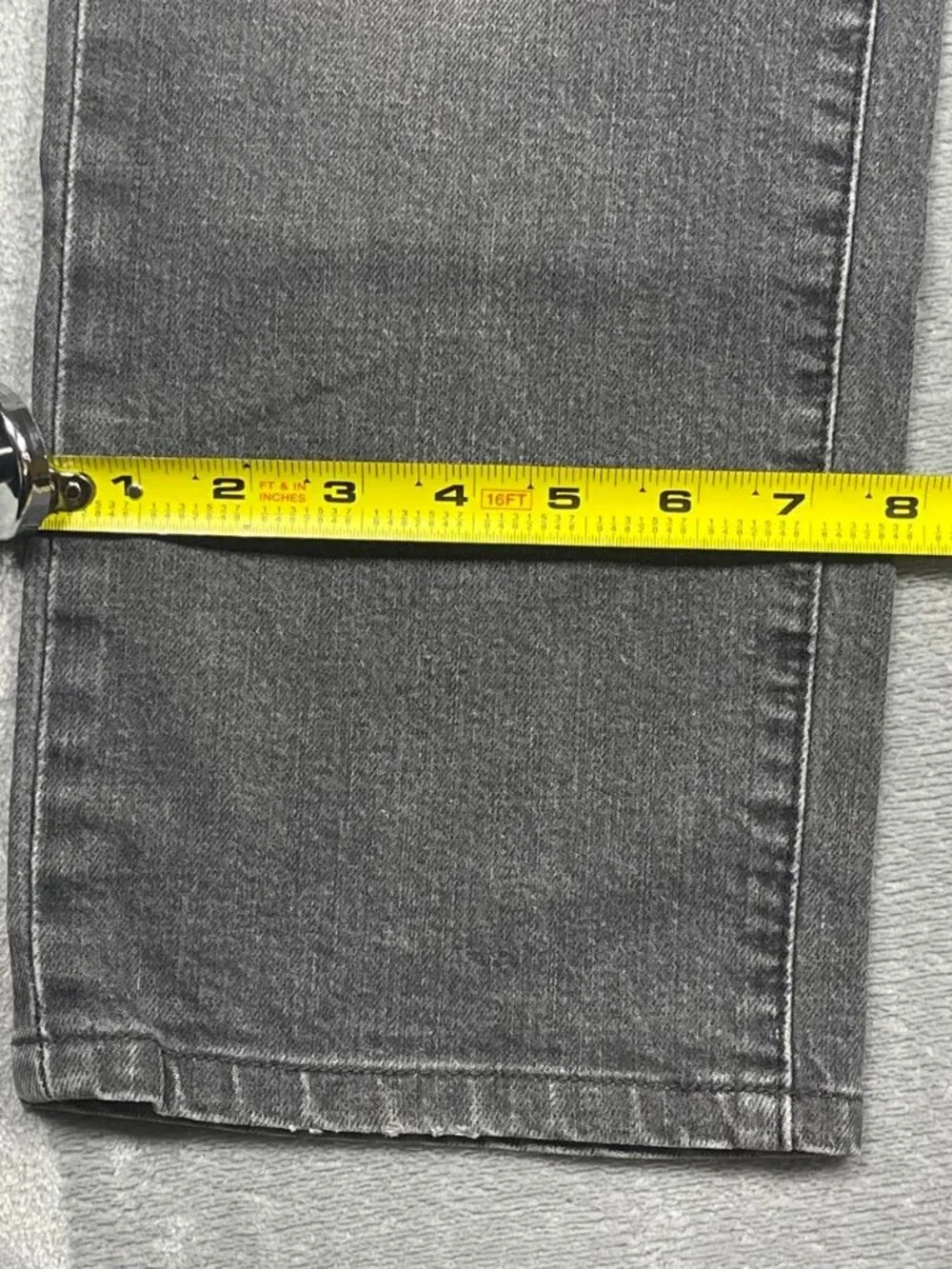 Levis good 📏